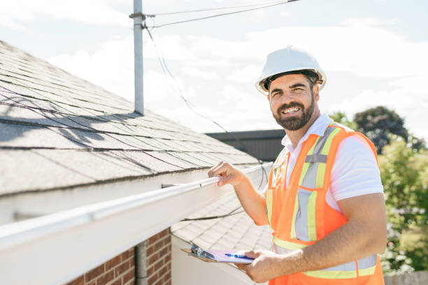 Best Roof Gutter Cleaning  in Richland, WA